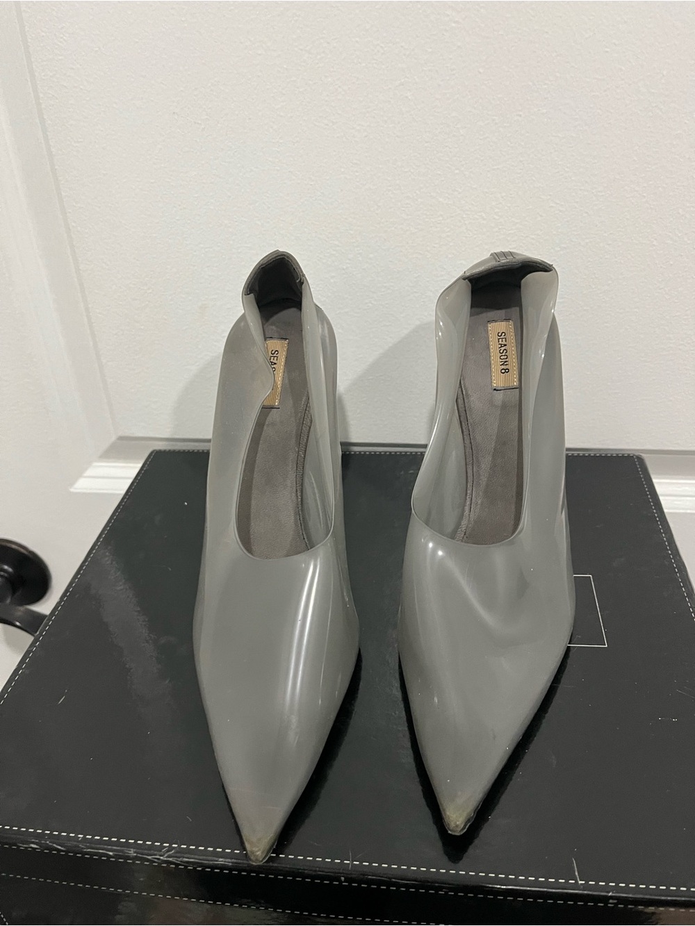 Yeezy Glossy Gray Pointed PVC Pumps